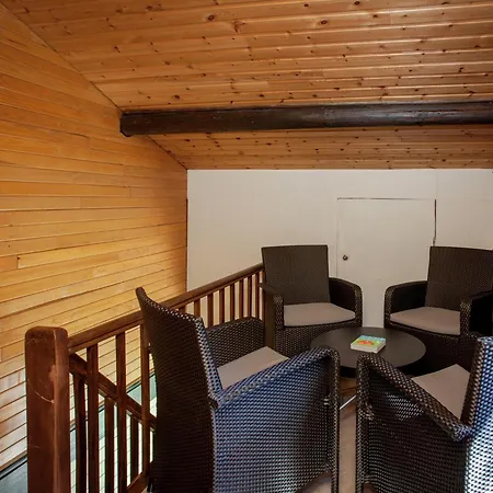 Cozy In Francorchamps, Cleaning Included Chalet *